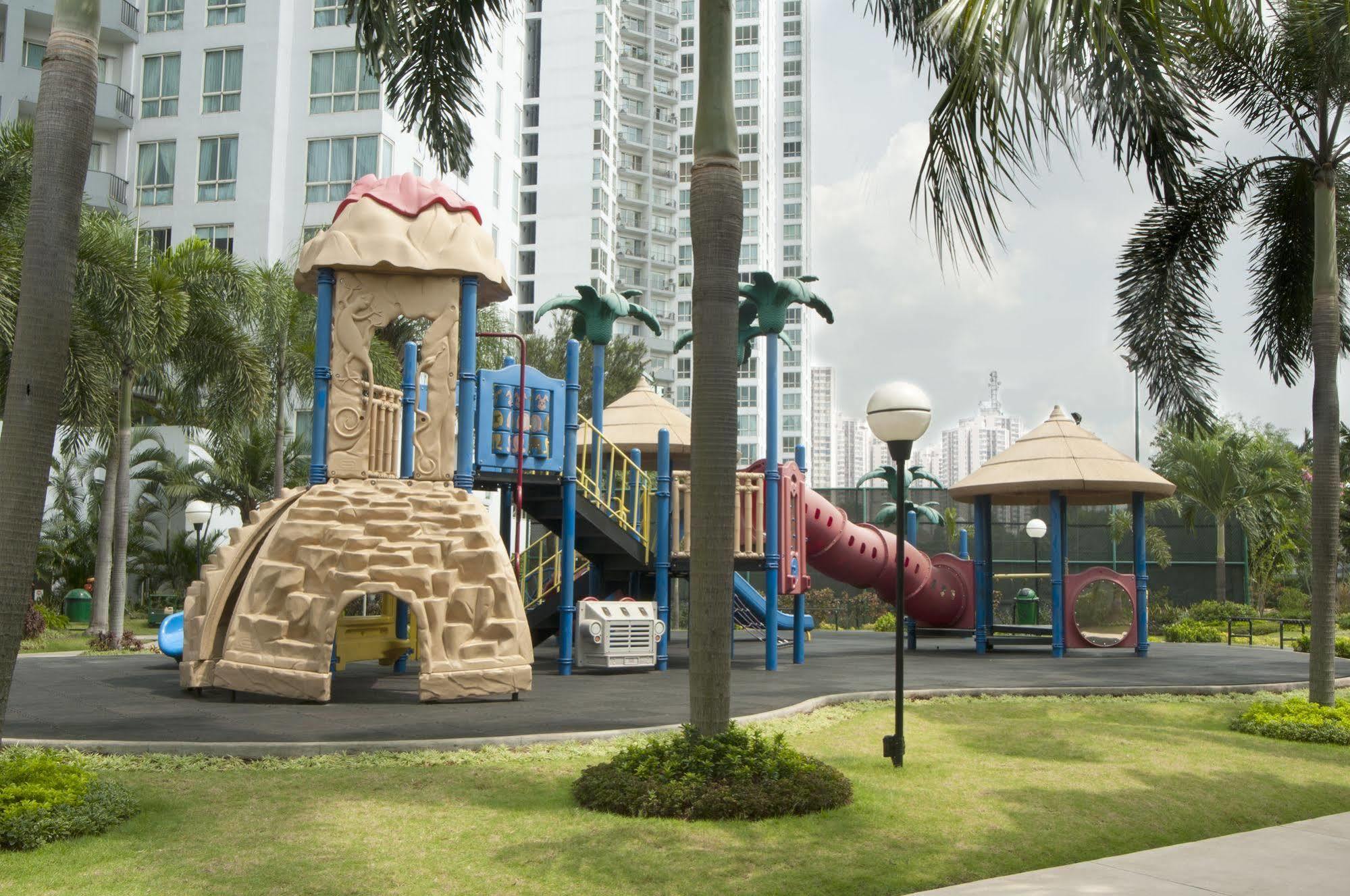 The Residences At Puri Casablanca Jakarta Eksteriør bilde